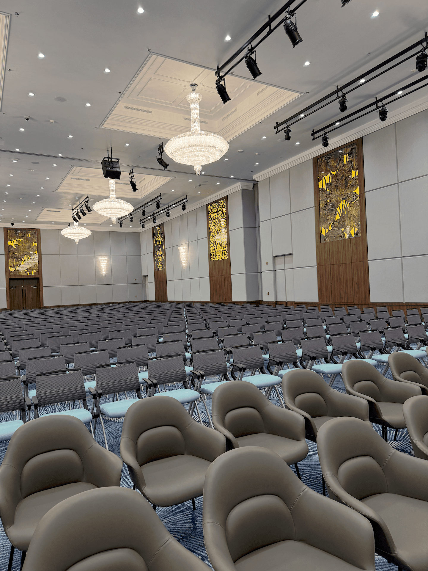សាលអប្សរា Ballroom